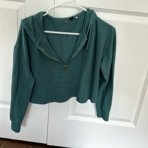 La hearts cropped zip hoodie